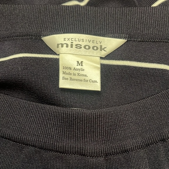 Exclusively Misook Navy Stripe Front Side Pleated Skirt - Picture 7 of 7